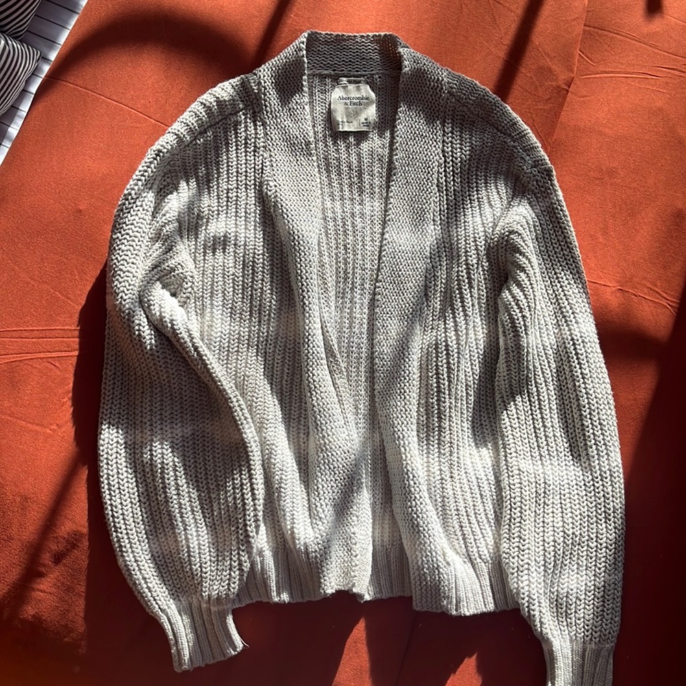 Abercrombie cardigan